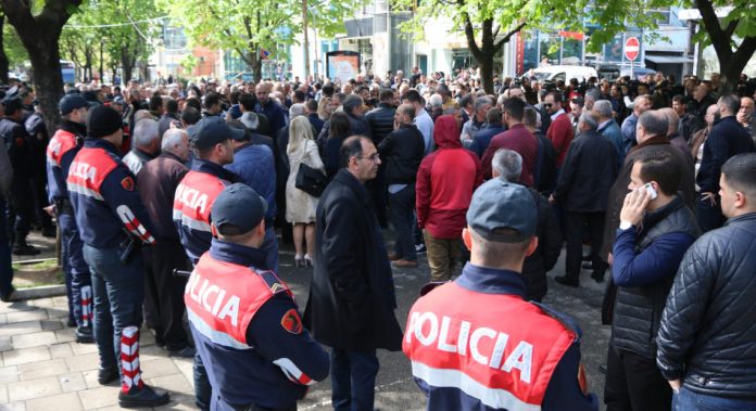 Protestë në mbështetje të personave të ndaluar në Kukës